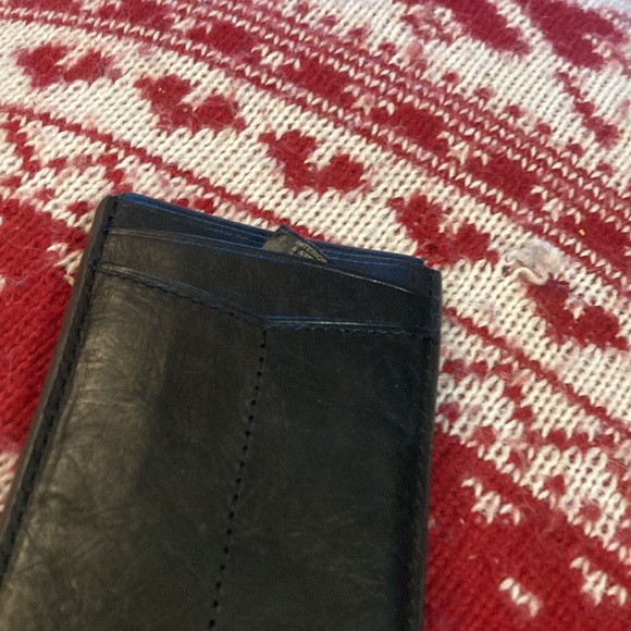 Fossil leather money clip - Picture 3 of 5